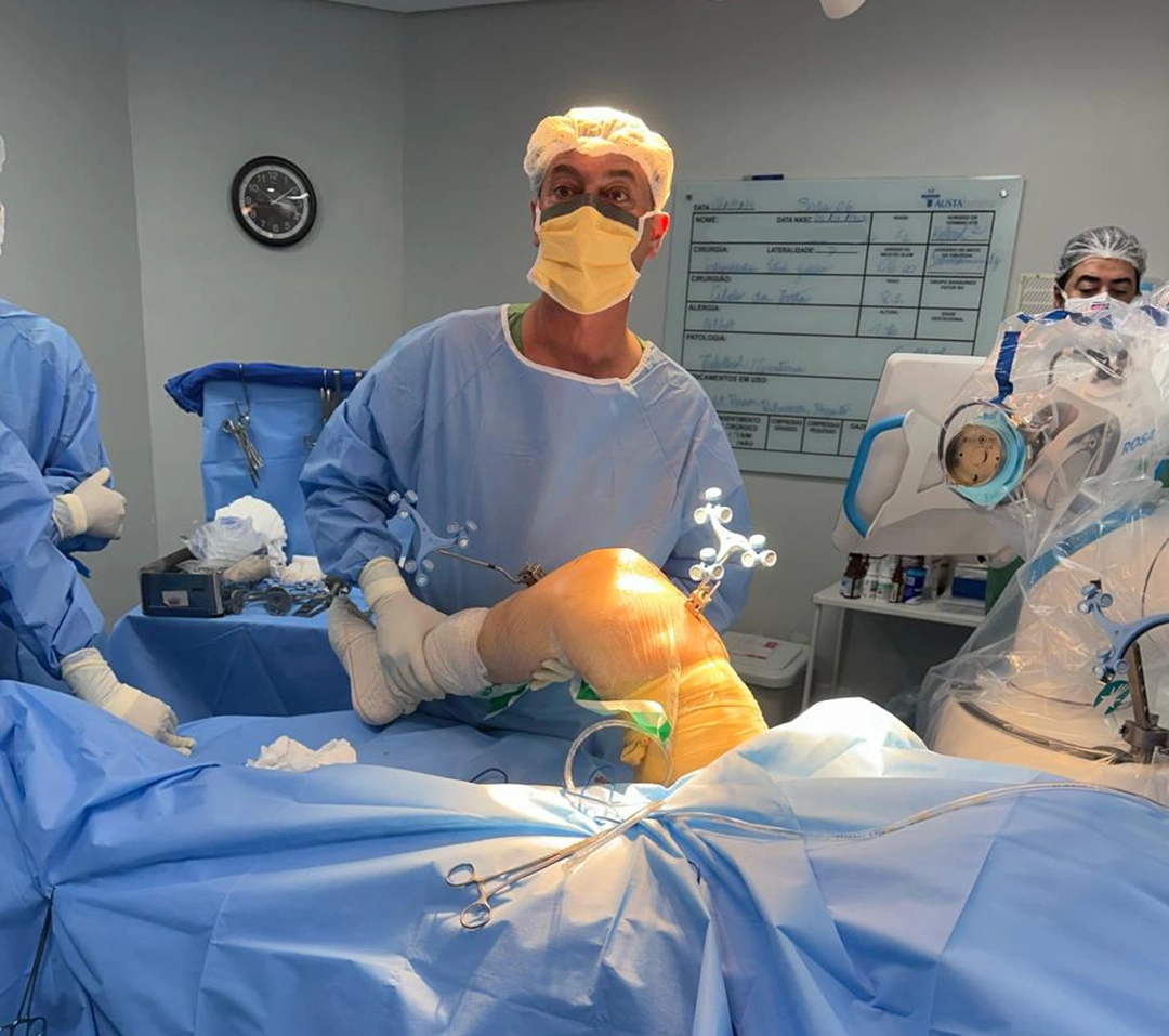 Imagem ilustrativa da notícia: Austa Hospital compartilha sua excelência em cirurgia robótica em evento que reúne os maiores especialistas do país